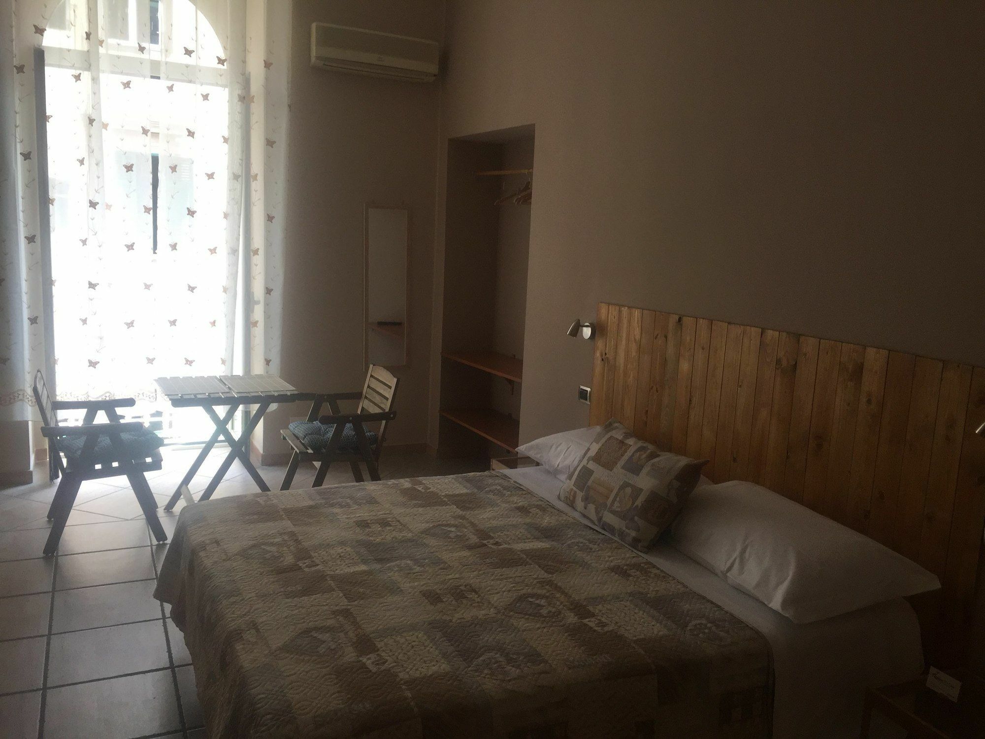 Naples To Live Bed & Breakfast Bagian luar foto
