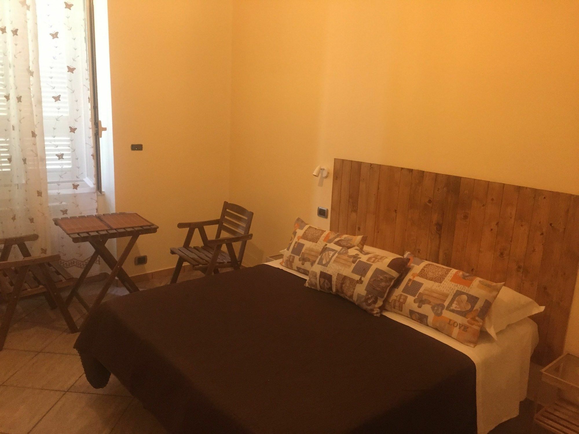 Naples To Live Bed & Breakfast Bagian luar foto